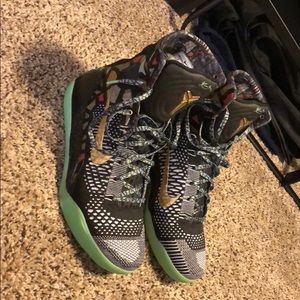 kobe basketball shoe